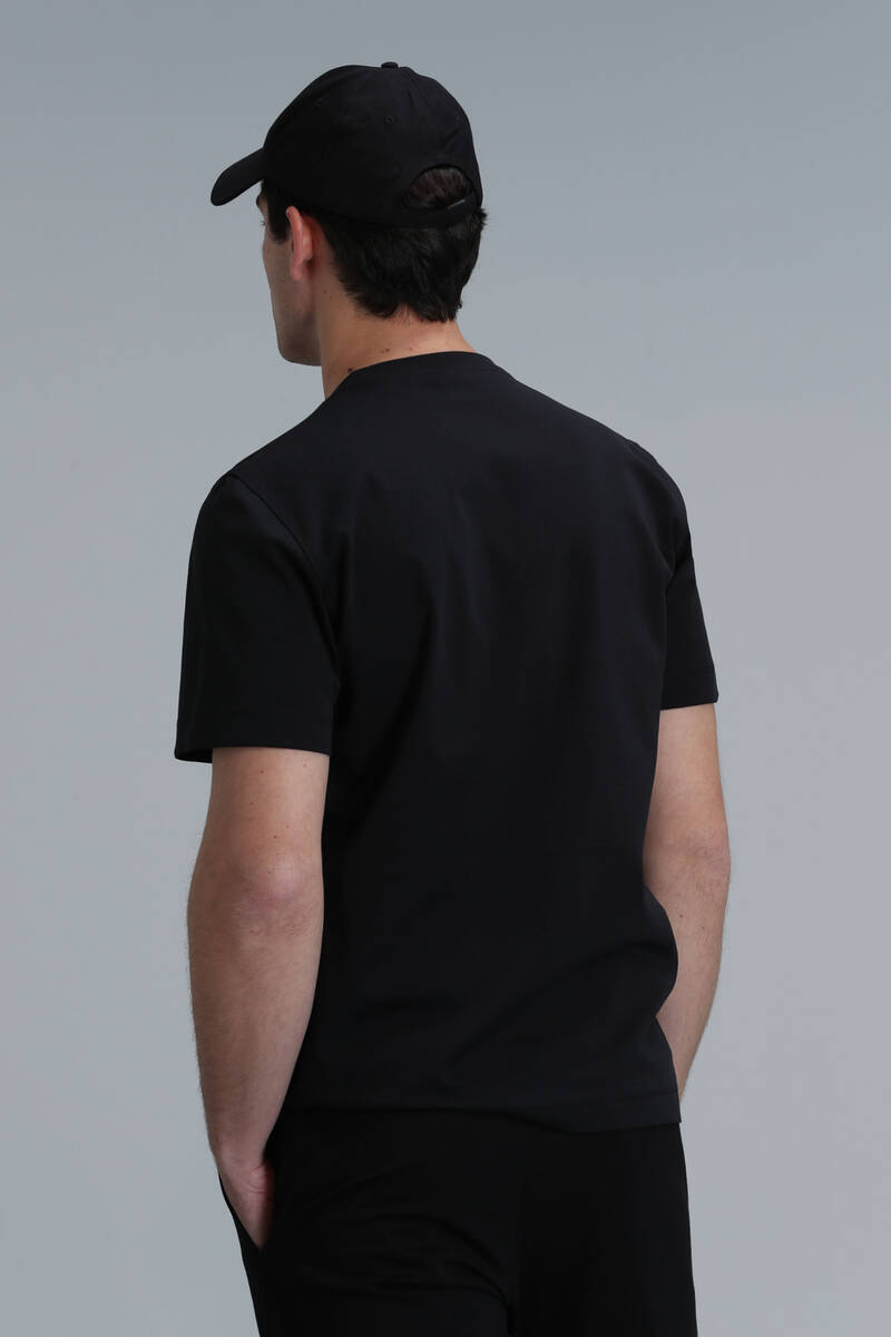 Benjamin's Modern Graphic T-Shirt Black - 6