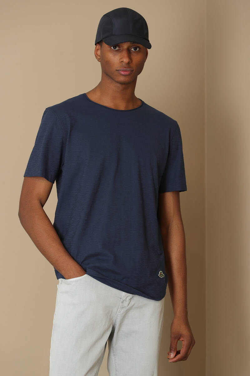 Junya Men's Basic T-Shirt Navy Blue