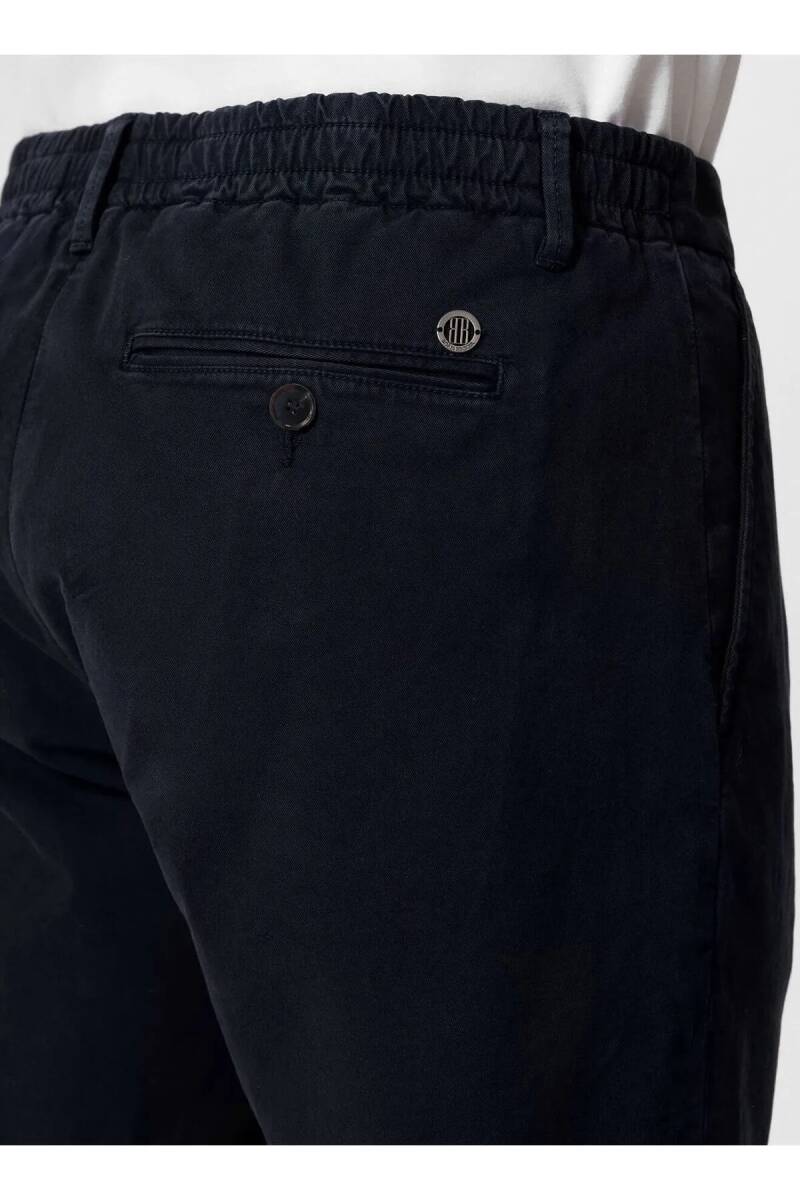 Topp Lacivert Renk Logo Detaylı Chino Şort - 5